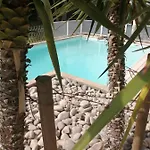 Le Moulin Du Porteil 3*