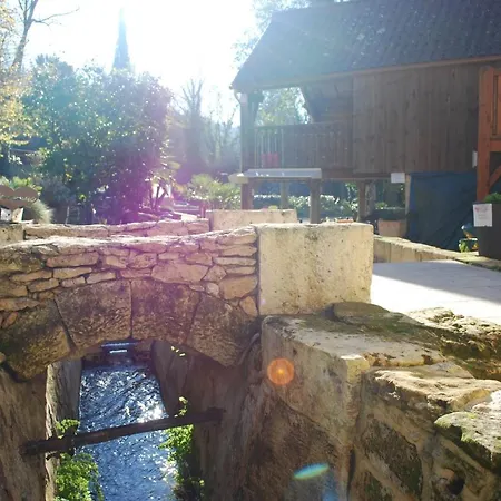 Le Moulin Du Porteil Bed & Breakfast Campagne (Dordogne)
