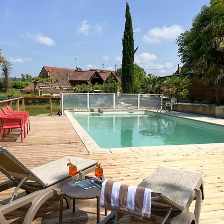 Le Moulin Du Porteil Bed and Breakfast