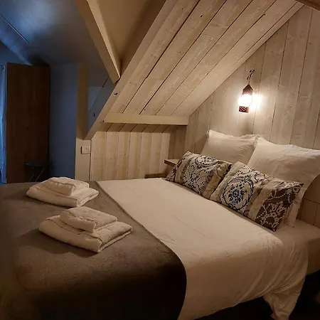 Le Moulin Du Porteil 3*