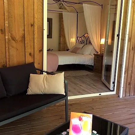 Frühstückspension Le Moulin Du Porteil 3*