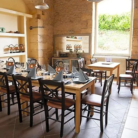 Le Moulin Du Porteil Frühstückspension