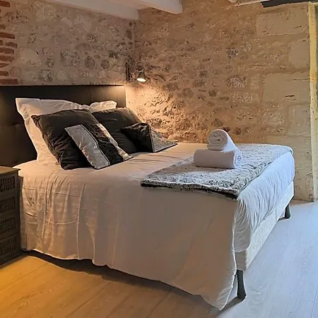 Le Moulin Du Porteil Frühstückspension
