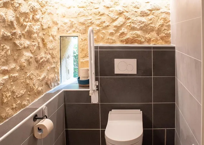 Le Moulin Du Porteil 3*